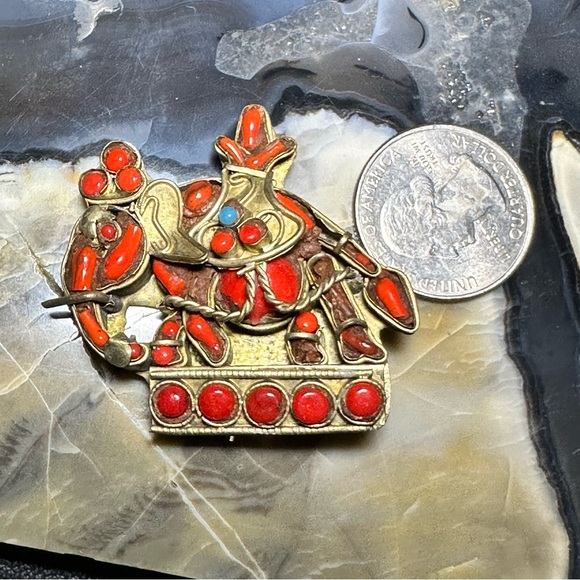 1900's Tibetan Brass and Coral Revered Elephant Brooch, 3D Pieced Inlay Vintage - Picture 2 of 5